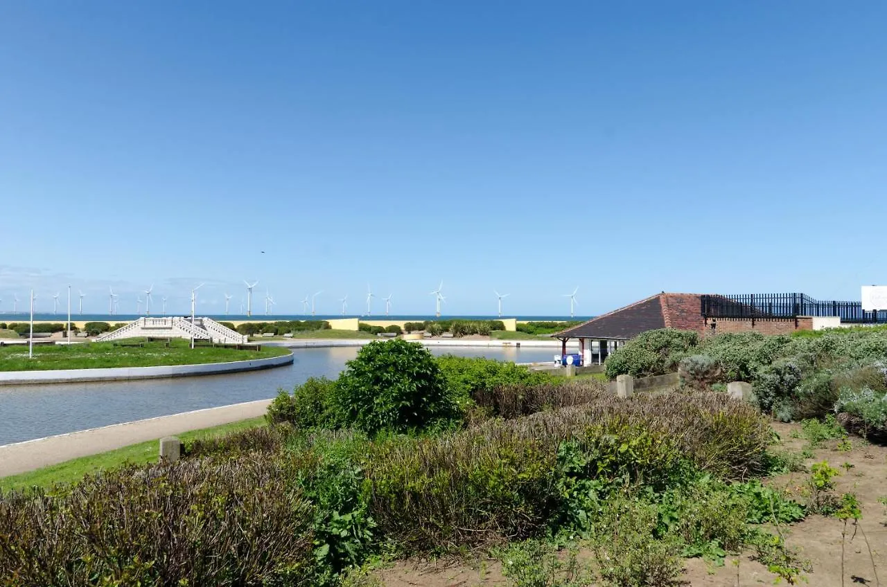 The Lakeside Redcar 0*,  Großbritannien